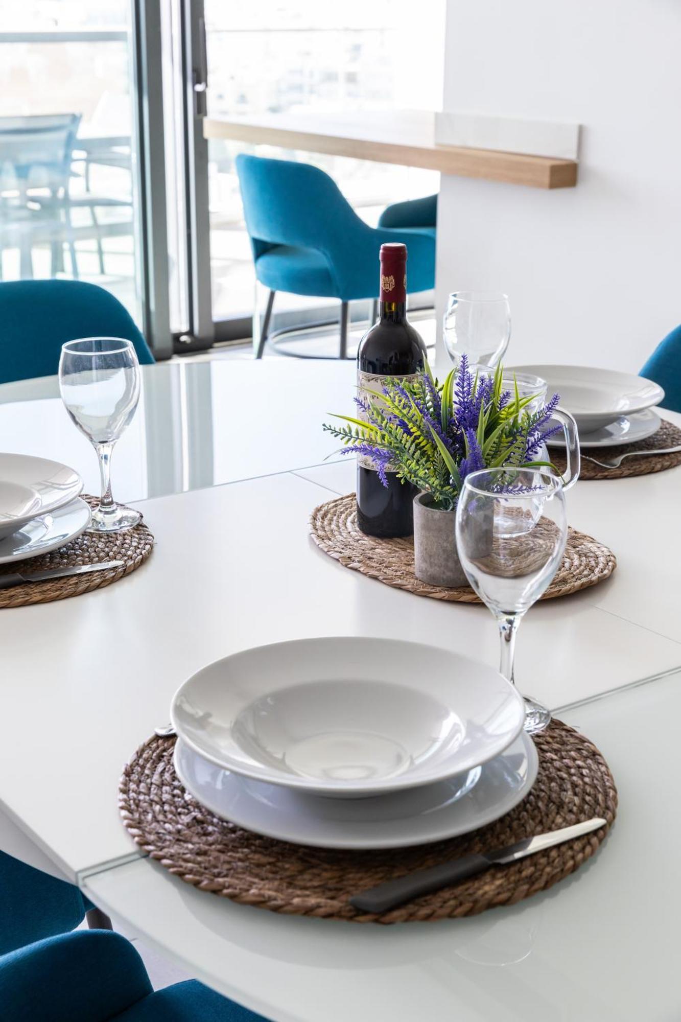 Modern Apartment In The Center Of St Julians By Arcobnb St. Julian's Exteriör bild