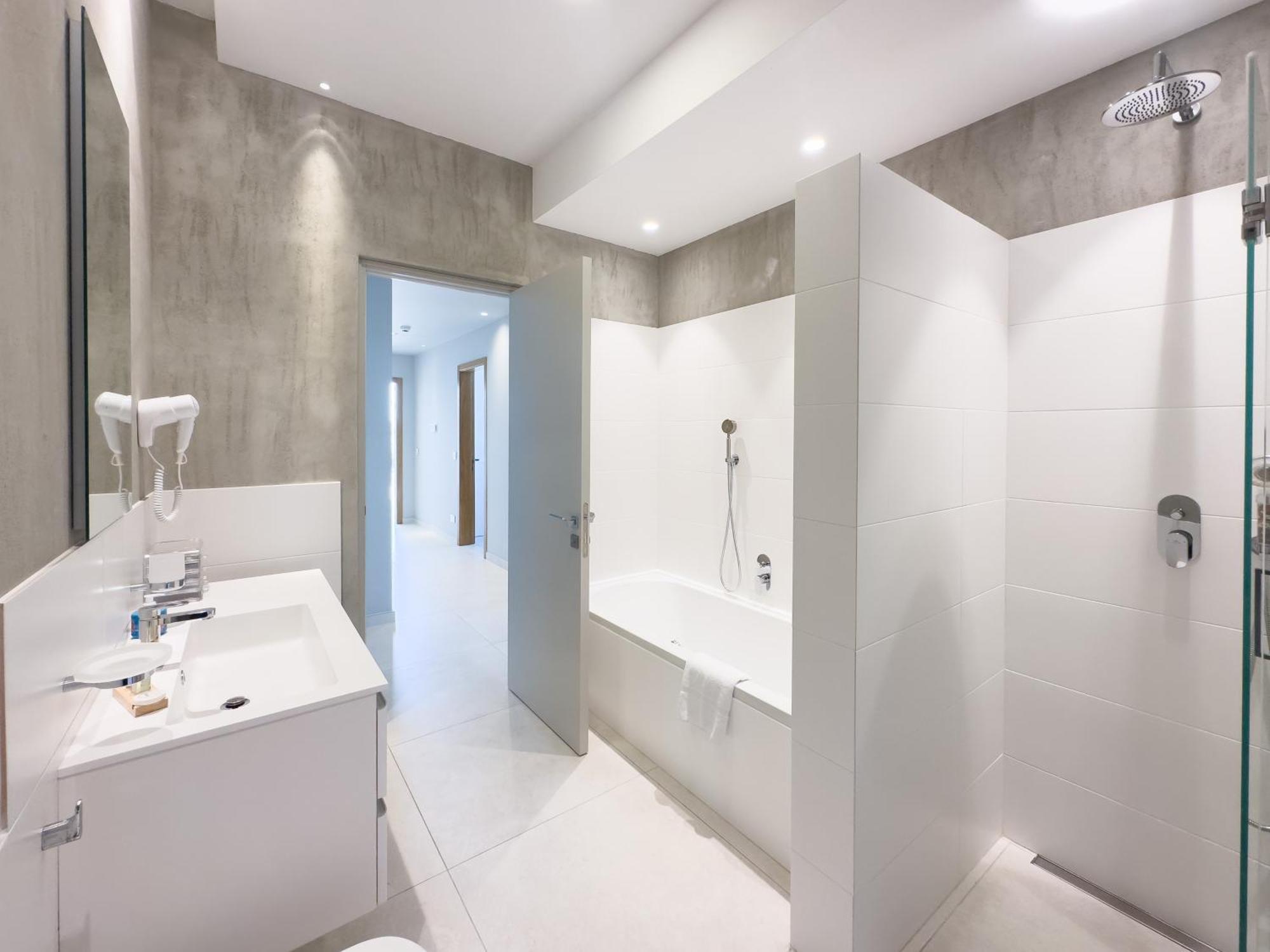 Modern Apartment In The Center Of St Julians By Arcobnb St. Julian's Exteriör bild